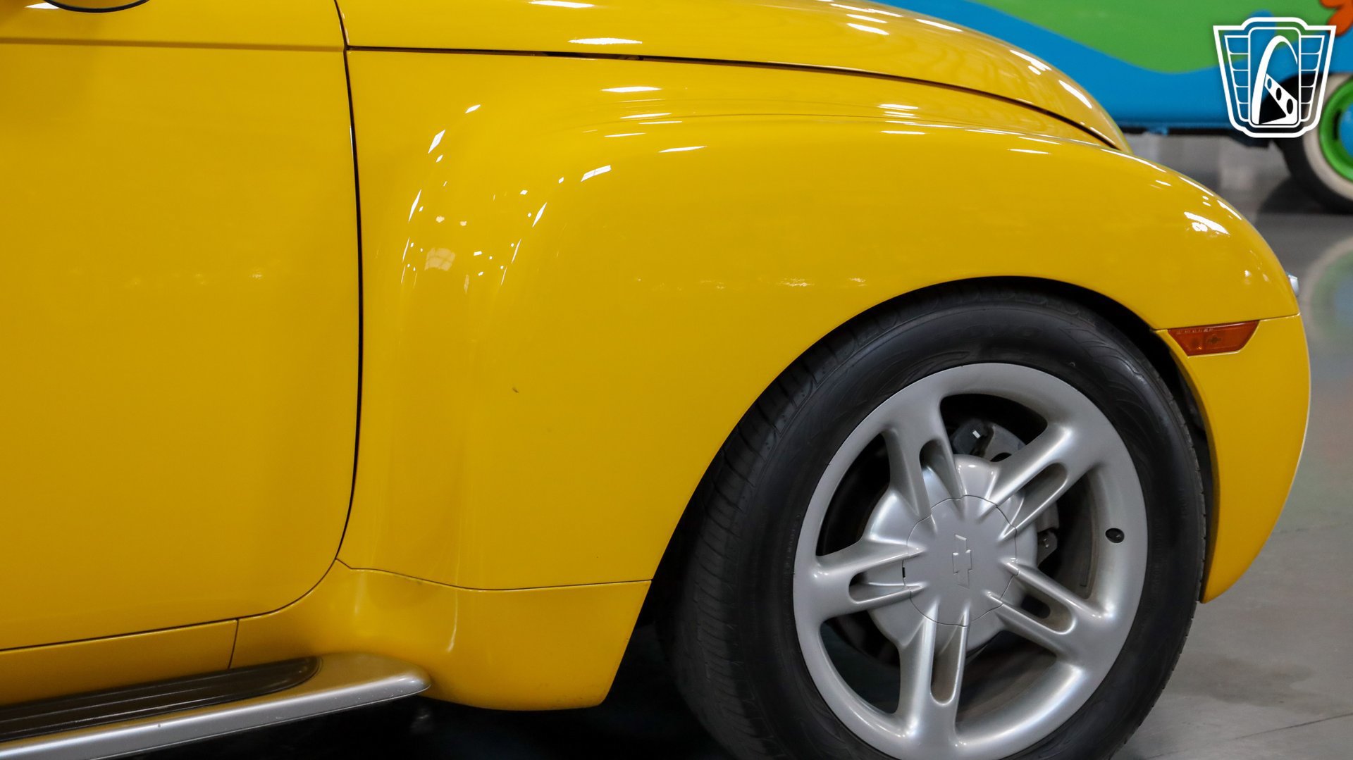 Used 2004 Chevrolet SSR w/ Preferred Equipment Group RWD image 34