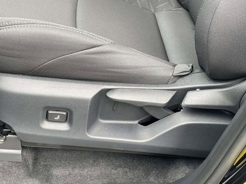 New 2026 Toyota Tacoma SR5 image 33