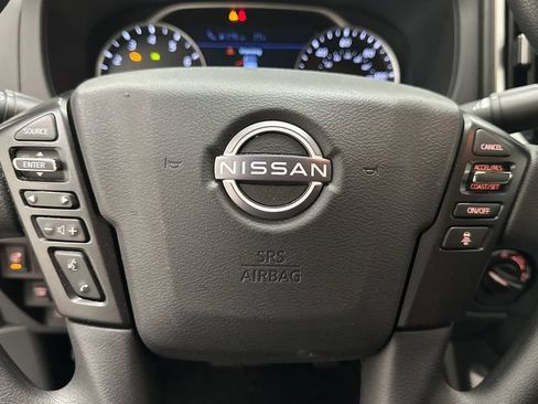 Certified 2025 Nissan Frontier SV AWD/4WD image 13