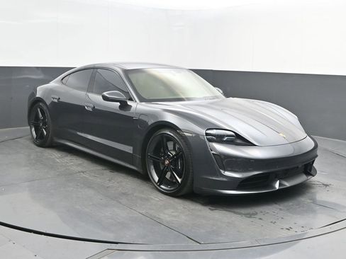 Certified 2020 Porsche Taycan Turbo image 9