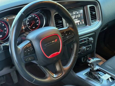 Used 2019 Dodge Charger SXT w/ Cold Weather Package image 11