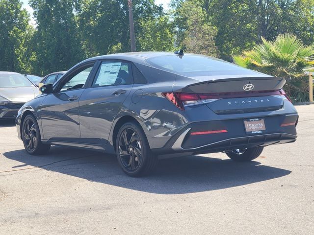 New 2026 Hyundai Elantra SEL Sport FWD image 3