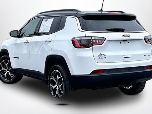 Used 2025 Jeep Compass Limited AWD/4WD image 5