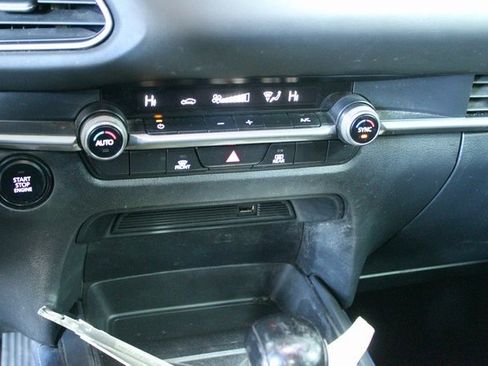 Used 2020 MAZDA CX-30 FWD w/ Select Package image 17