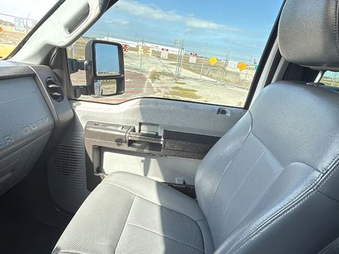 Used 2015 Ford F250 XL w/ XL Appearance Package RWD image 14