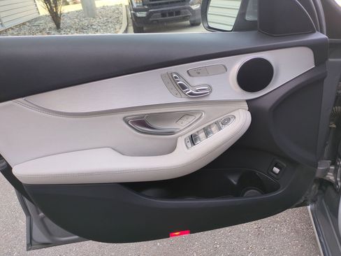 Used 2015 Mercedes-Benz C 300 4MATIC Sedan image 12