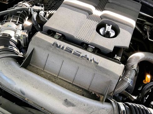 Used 2024 Nissan Frontier SL w/ Technology Package image 28