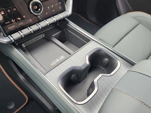 New 2026 GMC Acadia AT4 w/ Luxury Package image 33