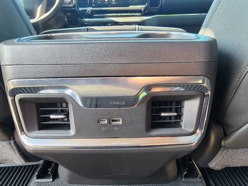 Used 2025 GMC Sierra 1500 SLT w/ SLT Premium Package AWD/4WD image 18