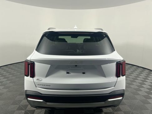New 2026 Kia Sorento EX w/ EX Premium Package FWD image 4
