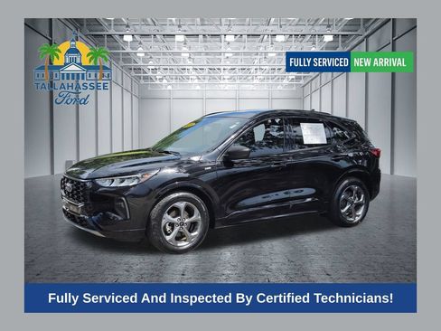 Used 2023 Ford Escape ST-Line w/ Tech Pack #1 FWD image 1