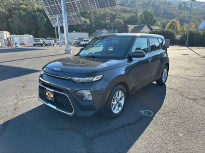 Used 2022 Kia Soul LX w/ Technology Package