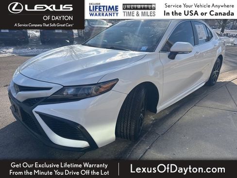 Used 2022 Toyota Camry SE image 7