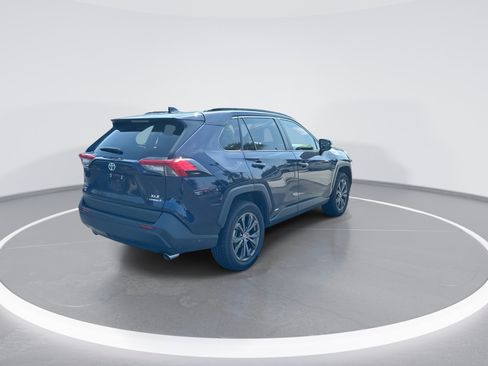 Used 2024 Toyota RAV4 XLE Premium w/ Weather Package AWD/4WD image 9