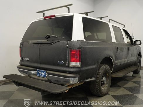 Used 2000 Ford Excursion XLT image 9