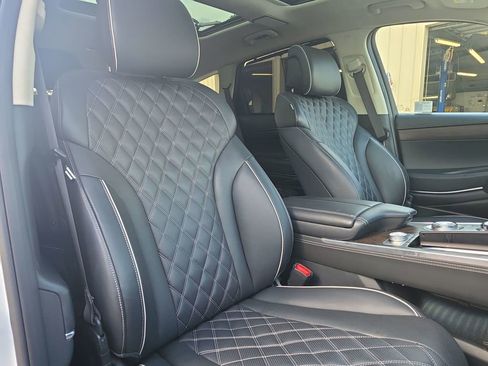 Used 2024 Genesis GV80 3.5T w/ Prestige Package image 20