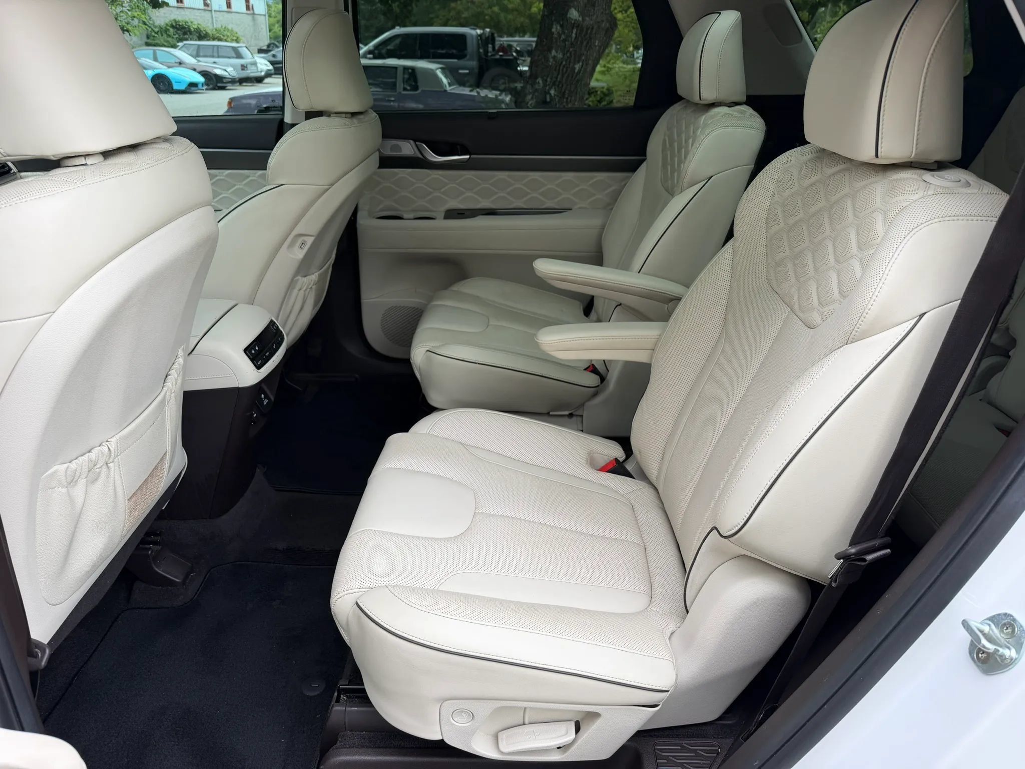Used 2020 Hyundai Palisade Limited AWD/4WD image 16