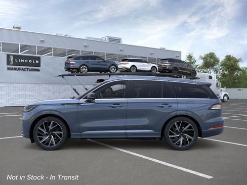 New 2026 Lincoln Aviator Black Label w/ Dynamic Handling Package image 3