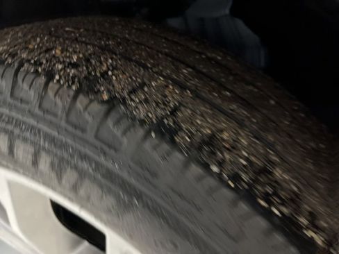 Used 2023 Ford Explorer Limited image 49