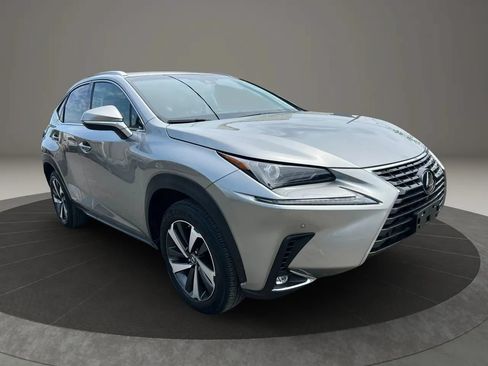 Used 2019 Lexus NX 300h AWD w/ Premium Package image 3