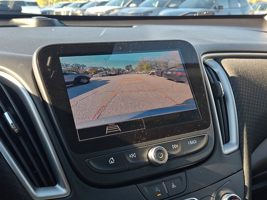 Used 2025 Chevrolet Malibu LT FWD image 27