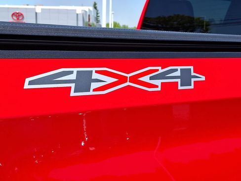 Used 2023 Chevrolet Silverado 1500 LT AWD/4WD image 31