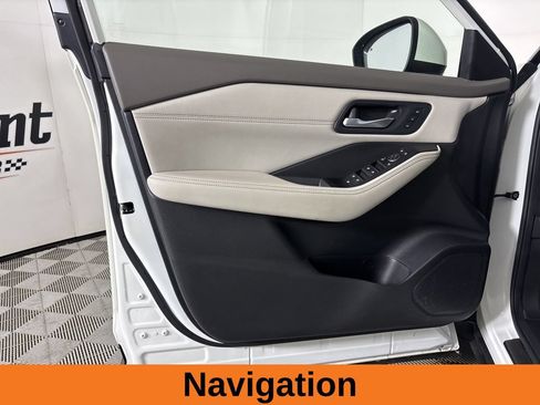 Used 2023 Nissan Rogue SL w/ SL Premium Package AWD/4WD image 11