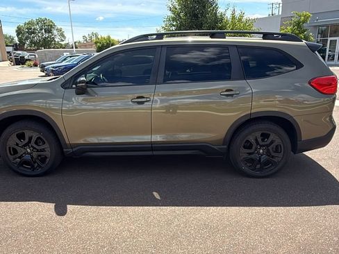 Used 2023 Subaru Ascent Onyx Edition AWD/4WD image 8