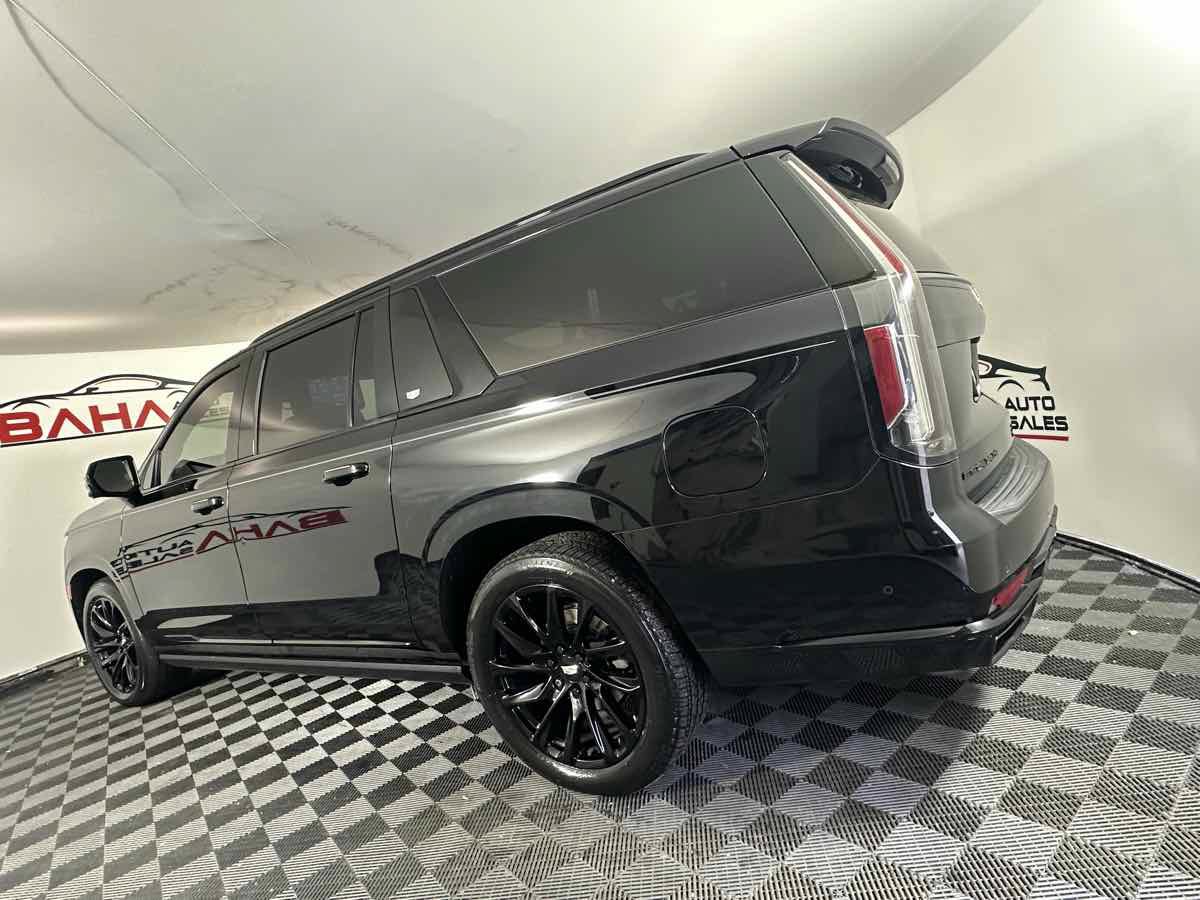 Used 2021 Cadillac Escalade ESV Sport Platinum w/ LPO, ONYX Package AWD/4WD image 7