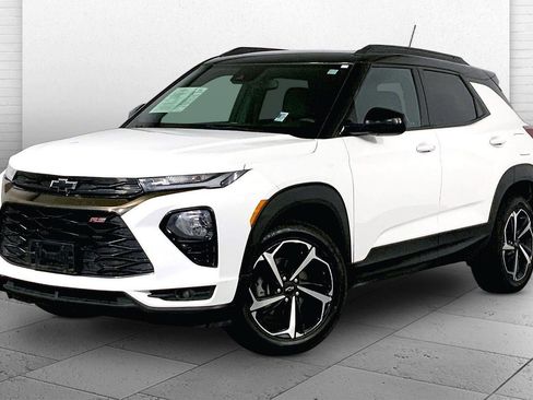 Used 2023 Chevrolet TrailBlazer RS AWD/4WD image 12
