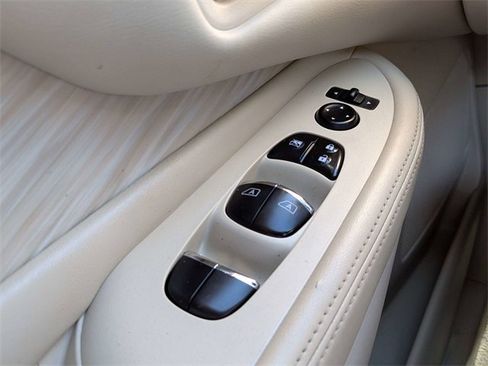 Used 2018 Nissan Murano Platinum image 26