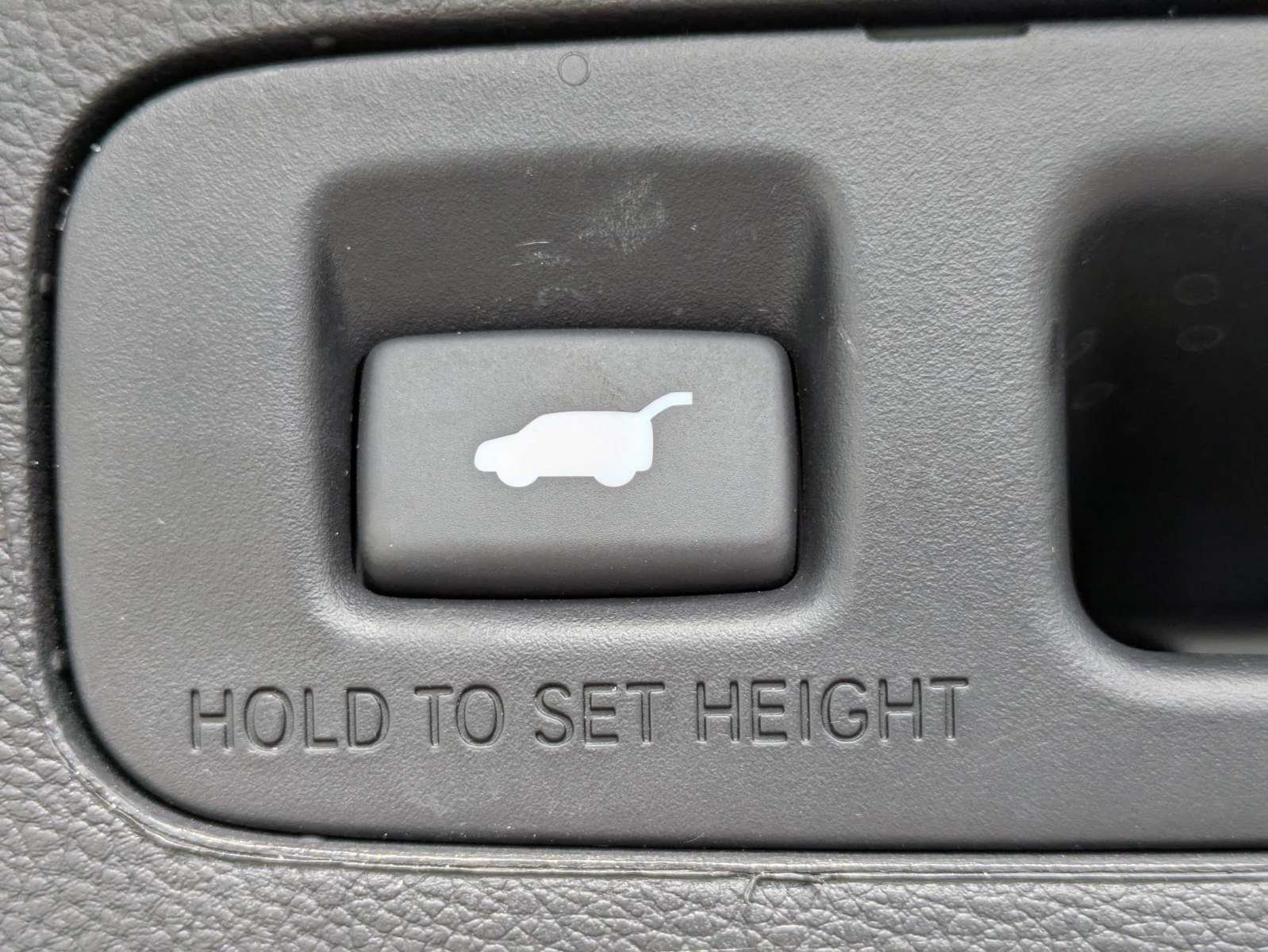 Used 2021 Honda CR-V EX-L image 10