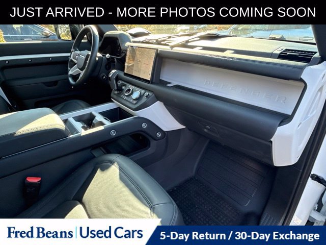 Used 2025 Land Rover Defender 110 S AWD/4WD image 12