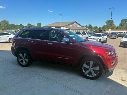 Used 2015 Jeep Grand Cherokee Limited AWD/4WD image 4