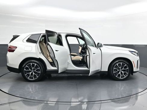 Used 2026 BMW X3 xDrive30 w/ Premium Package image 34