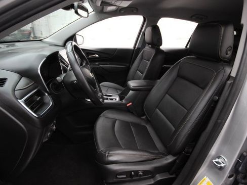 Used 2021 Chevrolet Equinox Premier image 11