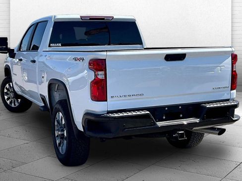 Used 2025 Chevrolet Silverado 2500 Custom w/ Custom Value Package AWD/4WD image 10