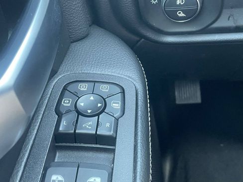 Used 2026 RAM 2500 Big Horn AWD/4WD image 27