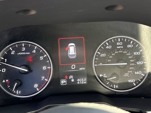 Used 2025 Subaru Outback Premium AWD/4WD image 30