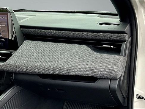 Used 2026 Subaru Outback Limited AWD/4WD image 21