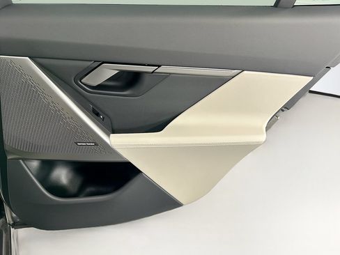 Certified 2025 BMW 530i w/ Premium Package RWD image 26