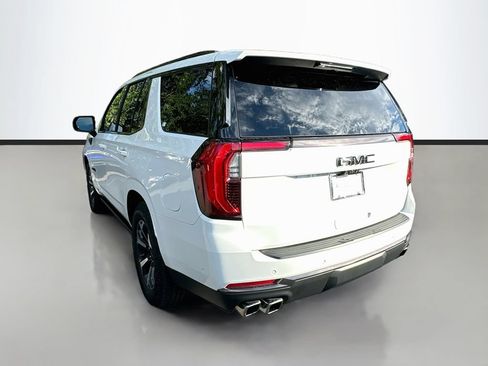 Used 2026 GMC Yukon AT4 Ultimate w/ LPO, Illumination Package AWD/4WD image 7
