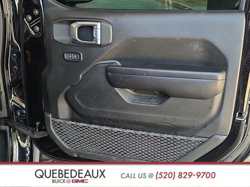 Used 2021 Jeep Wrangler Unlimited Rubicon AWD/4WD image 29