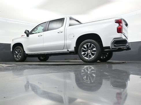New 2026 Chevrolet Silverado 1500 LT w/ Z71 Off-Road Package image 38