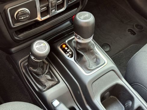 Used 2023 Jeep Wrangler Unlimited w/ 8.4" Radio Group image 26