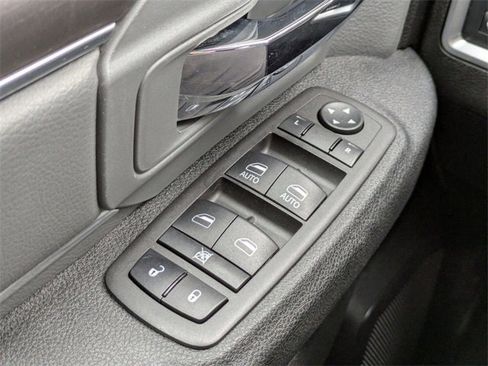 Used 2024 RAM 1500 Classic SLT image 25