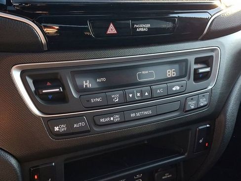 Used 2025 Honda Ridgeline TrailSport+ image 15