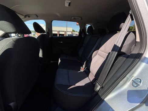 Used 2025 Nissan Rogue SV image 28