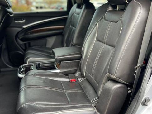 Used 2017 Acura MDX SH-AWD w/ Advance Package image 39