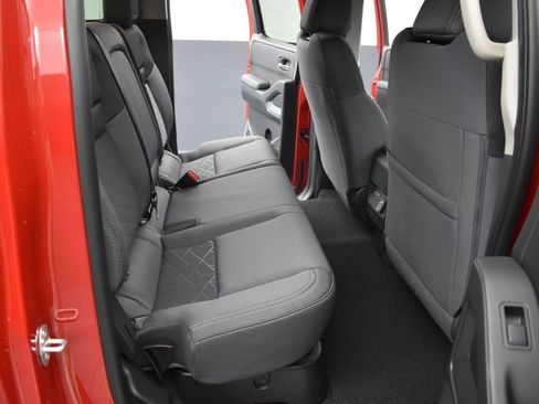 Certified 2025 Nissan Frontier SV w/ SV Convenience Package image 13